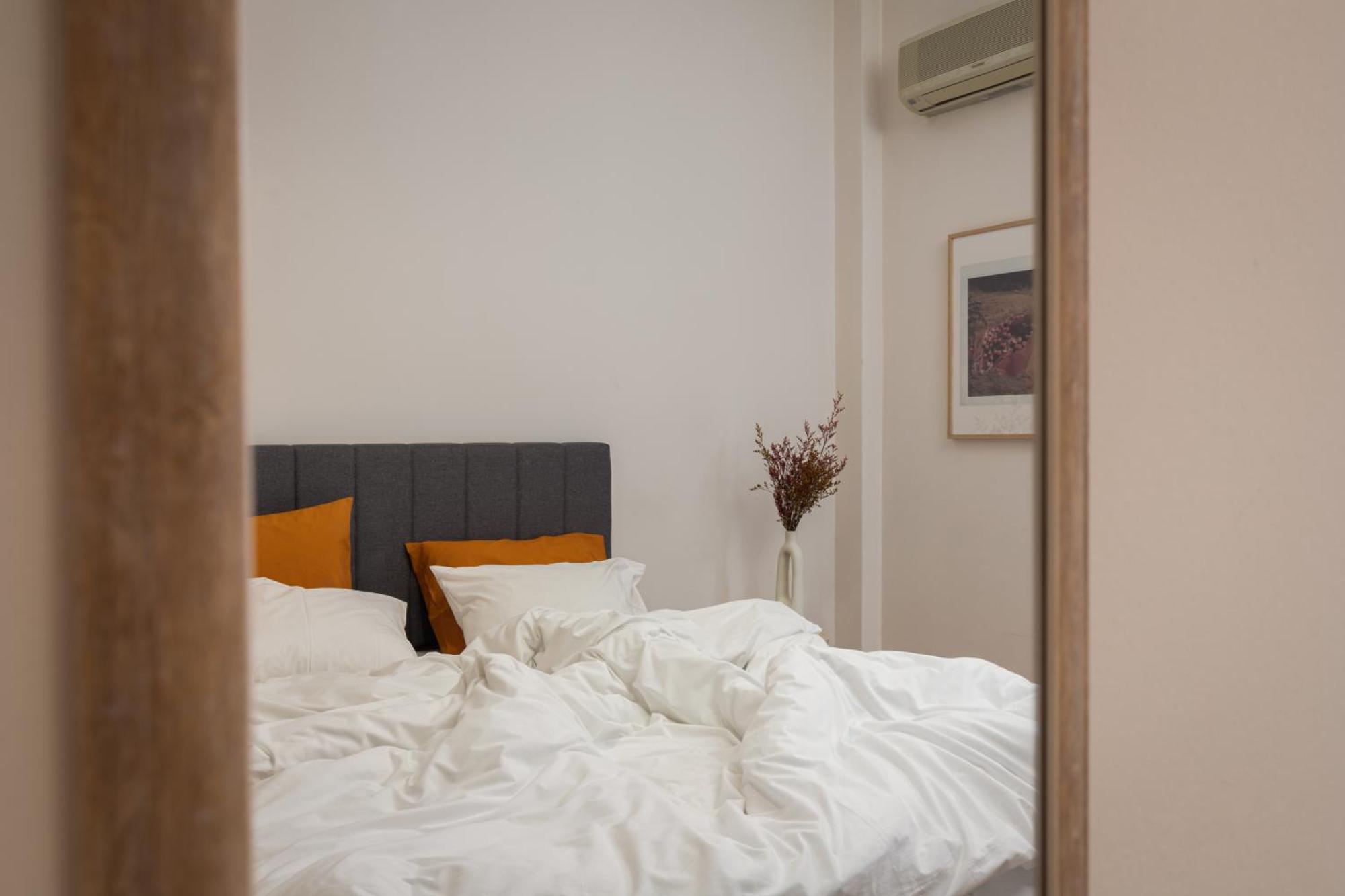 Peaceful In Neapoli, Exarcheia