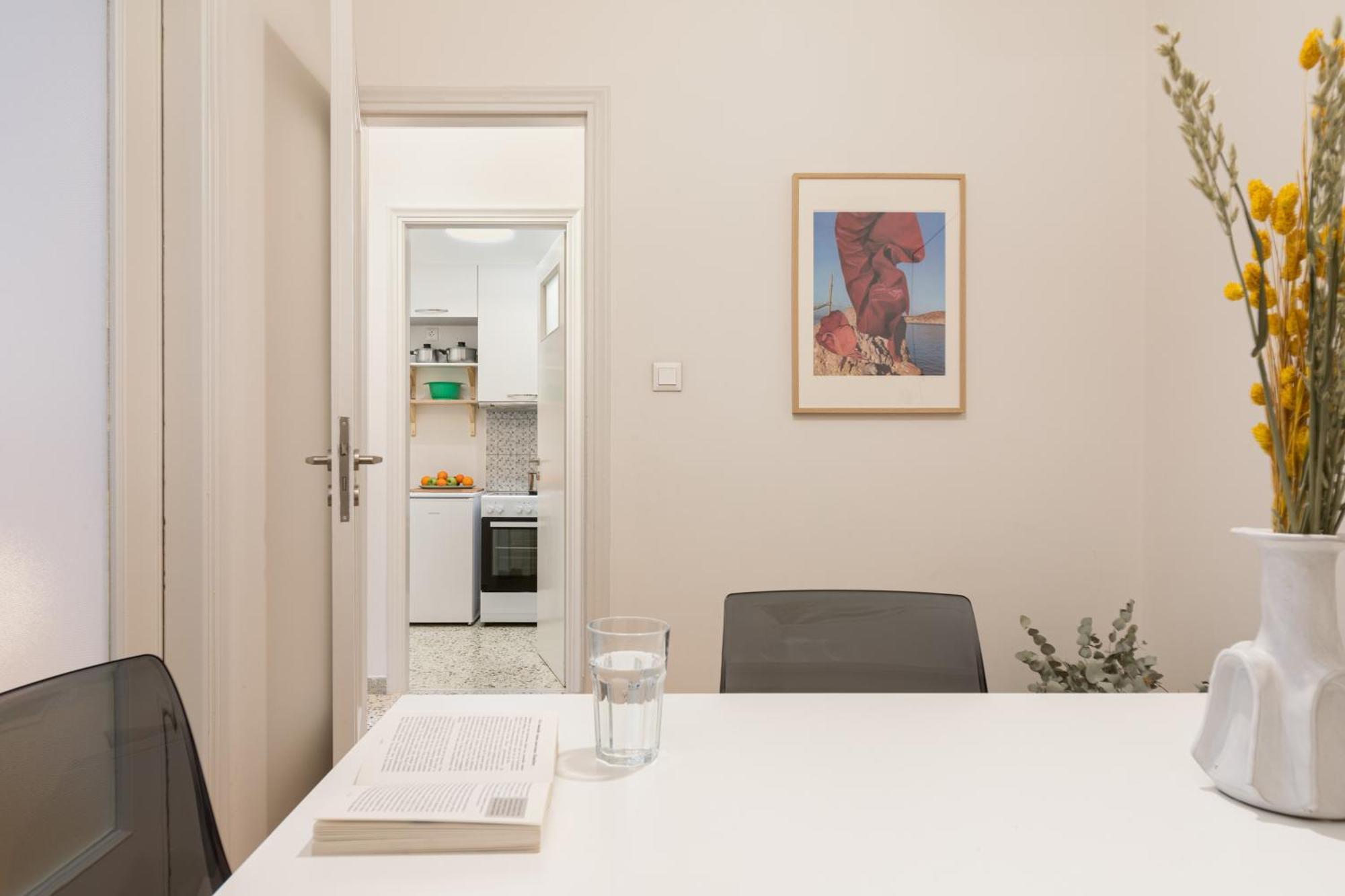 Apartment Peaceful In Neapoli, Exarcheia Athens